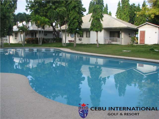 Cebu International Golf And Resort Бадіан Екстер'єр фото